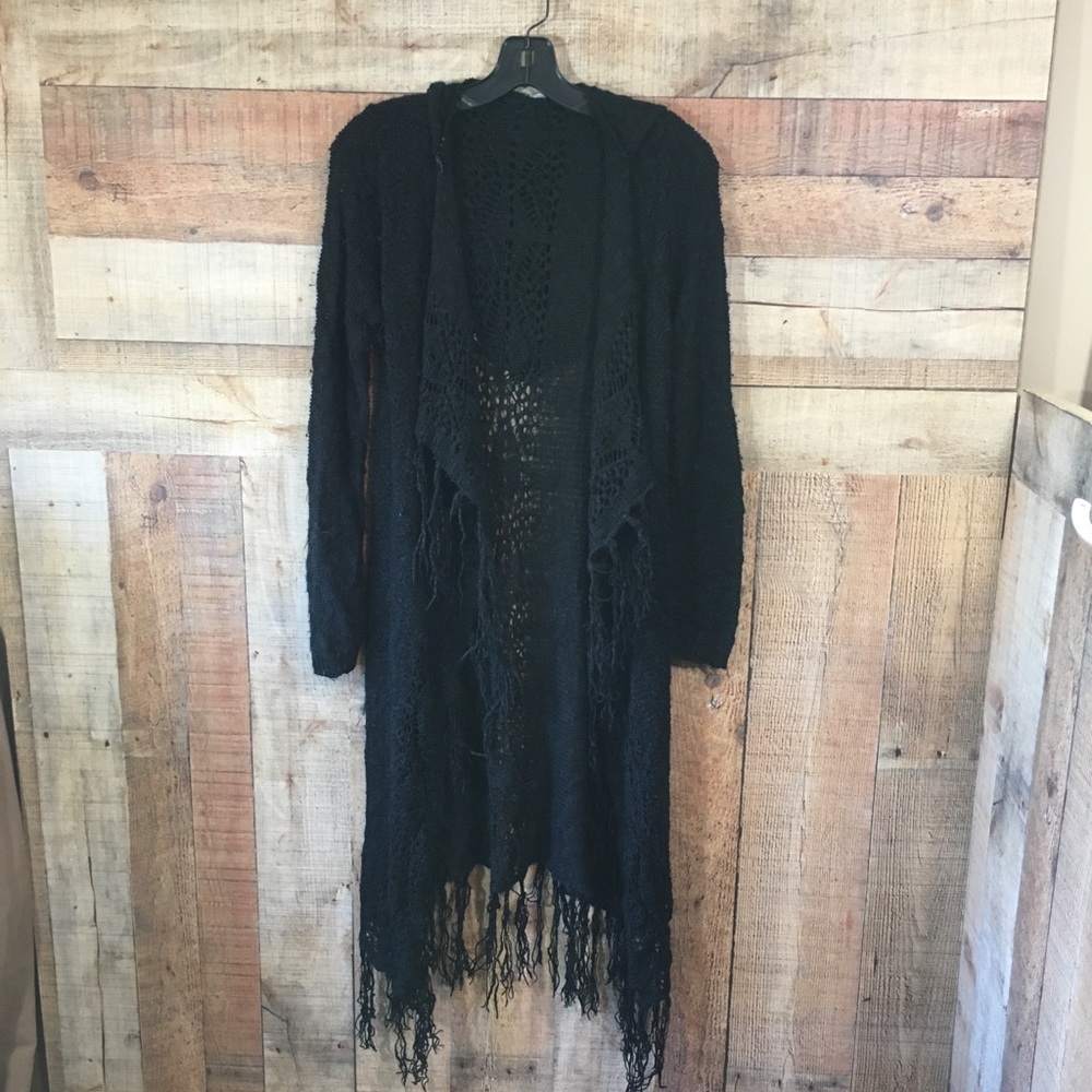 Black Shawl